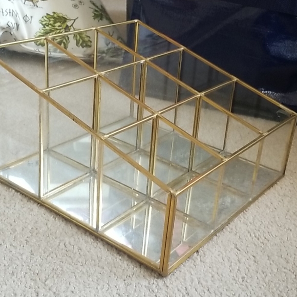 Glass, gold, mirrored organizer - Picture 2 of 5